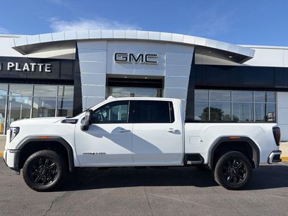 Used 2025 GMC Sierra 2500 AT4