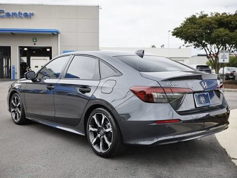 Used 2025 Honda Civic FWD Hybrid Sedan image 7