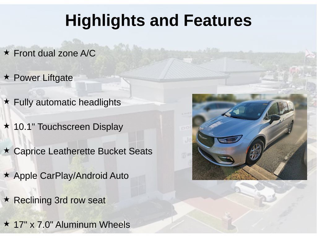 Used 2024 Chrysler Pacifica Touring-L FWD image 2