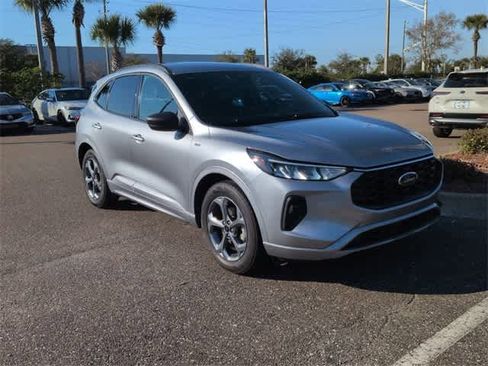 Used 2024 Ford Escape ST-Line image 2
