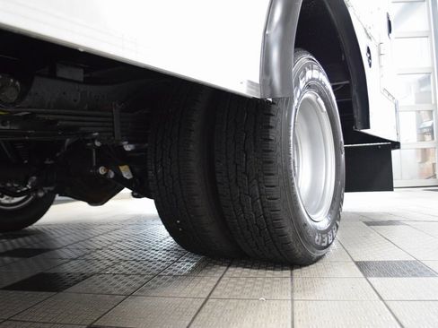 New 2025 Chevrolet Express 4500 w/ Power Convenience Package image 19