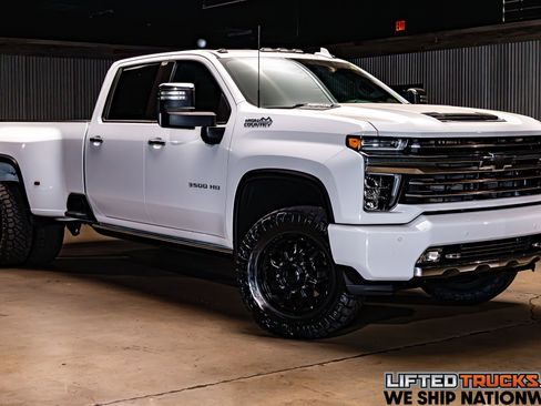 Used 2023 Chevrolet Silverado 3500 High Country image 1