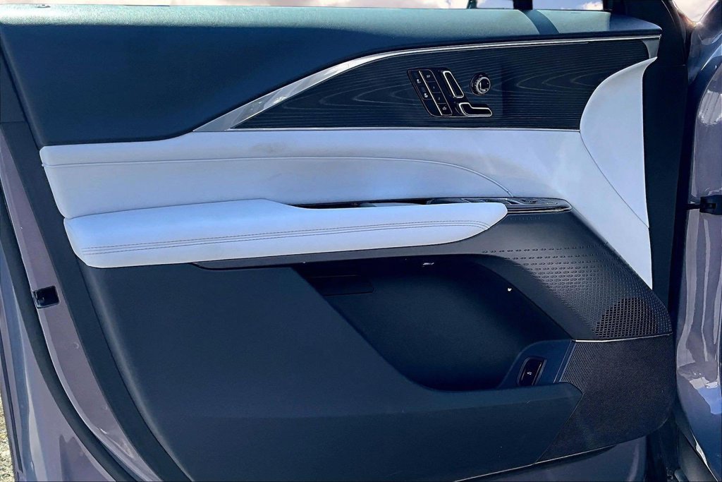Certified 2024 Cadillac Lyriq Luxury w/ LPO, Floor Liner Package AWD/4WD image 15