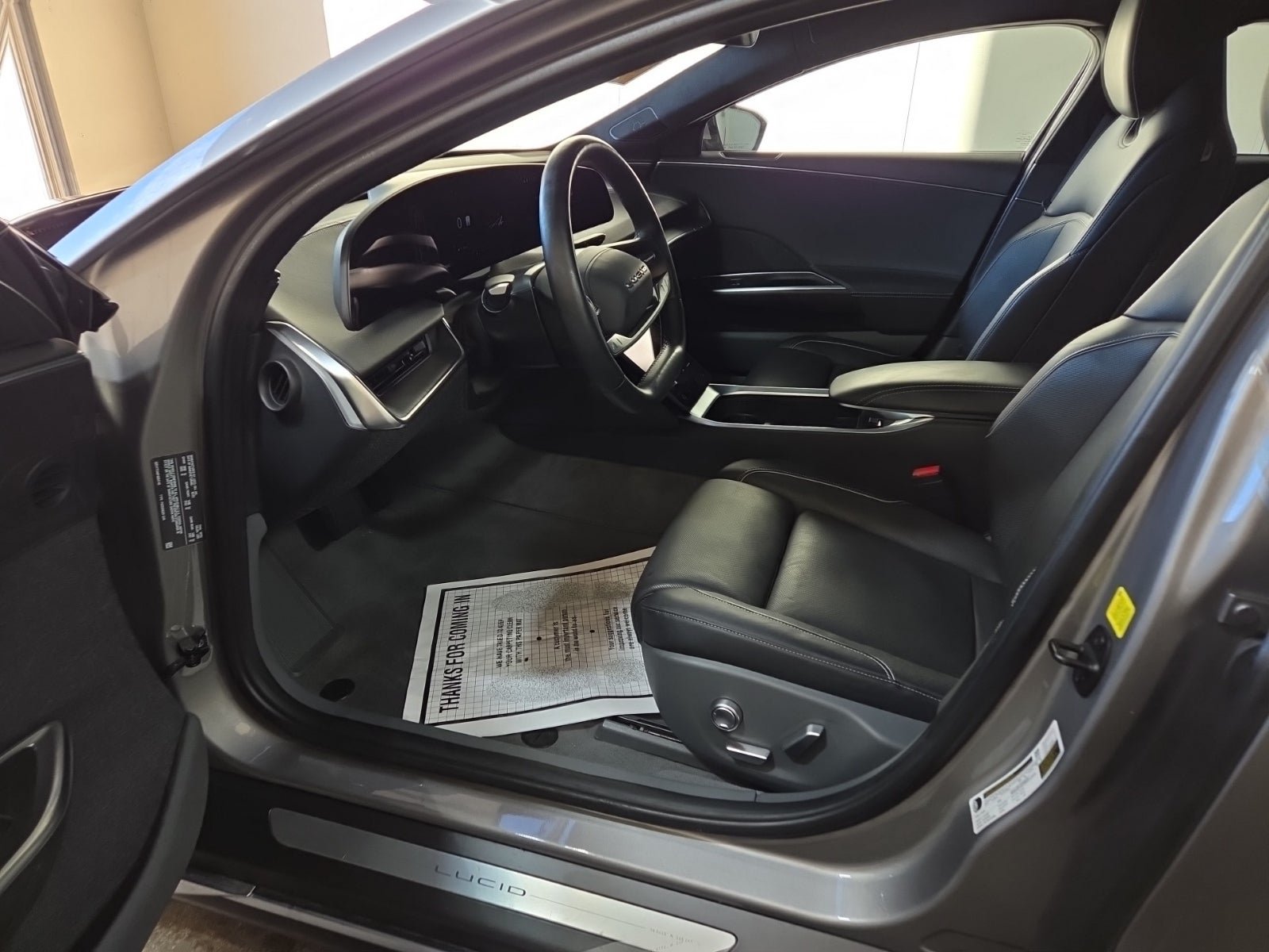 Used 2023 Lucid Air Touring AWD/4WD image 8