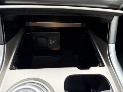 Used 2020 Ford Explorer Limited w/ Class III Trailer Tow Package image 36