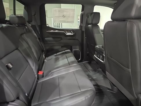 New 2026 GMC Sierra 1500 Elevation w/ Elevation Premium Package AWD/4WD image 12