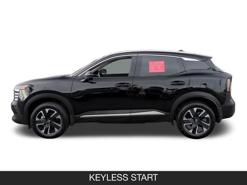 Used 2025 Nissan Kicks SR FWD image 5