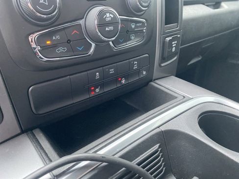 Used 2021 RAM 1500 Classic Warlock w/ Luxury Group AWD/4WD image 23