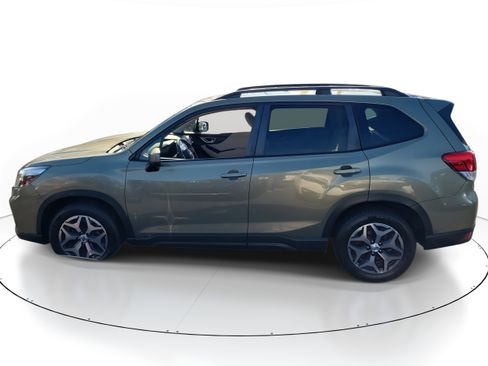 Used 2020 Subaru Forester Premium w/ Popular Package #1 image 3