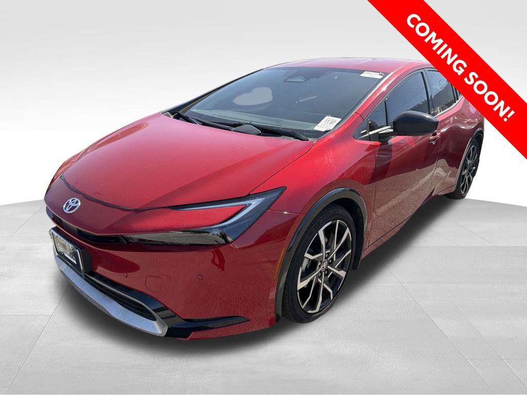 Used 2026 Toyota Prius Plug-In Hybrid FWD image 1