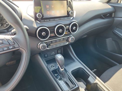 Used 2024 Nissan Sentra S FWD image 27
