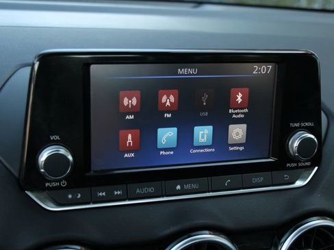 Certified 2025 Nissan Sentra S image 18