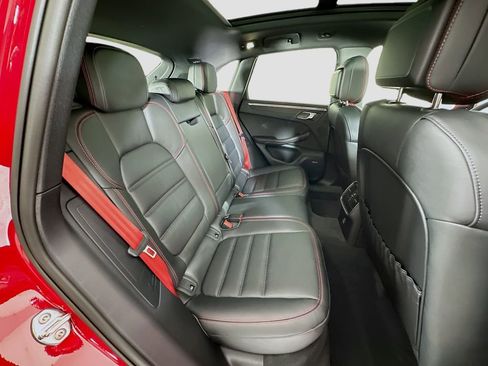 New 2026 Porsche Macan GTS AWD/4WD image 29