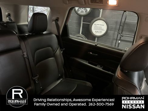 Certified 2023 Nissan Pathfinder SL AWD/4WD image 7