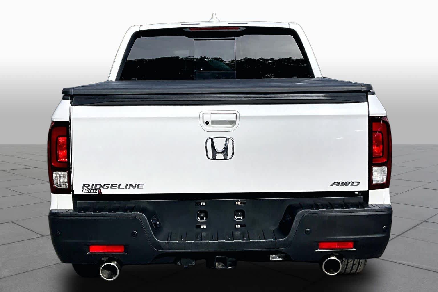 Used 2023 Honda Ridgeline RTL-E image 4