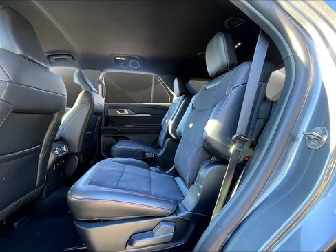 New 2026 Ford Explorer ST AWD/4WD image 10