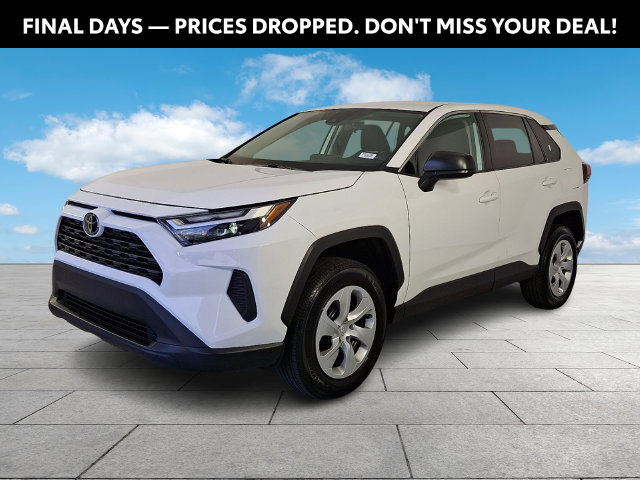 Used 2025 Toyota RAV4 LE FWD image 4