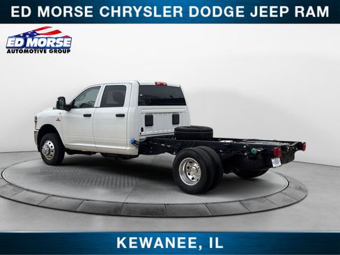 New 2025 RAM 3500 Tradesman w/ Chrome Appearance Group image 3