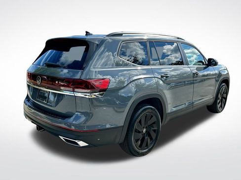 New 2026 Volkswagen Atlas SE FWD image 5