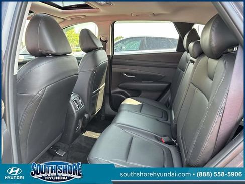 Certified 2025 Hyundai Tucson SEL AWD/4WD image 12