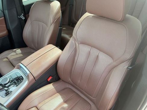 Used 2022 BMW X5 M50i w/ Premium Package AWD/4WD image 39