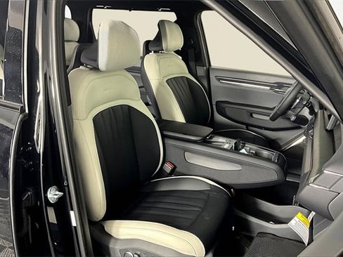 New 2026 Kia EV9 GT-Line image 11