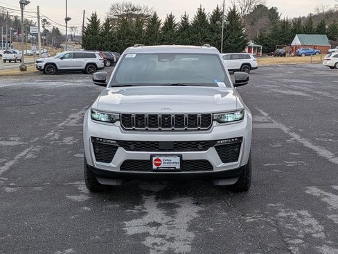 New 2026 Jeep Grand Cherokee Limited image 2