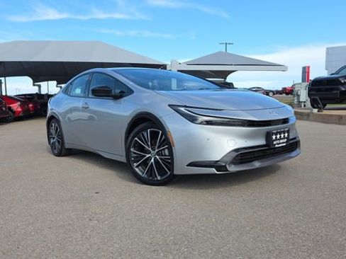 Used 2024 Toyota Prius Limited w/ Limited Premium Package image 9