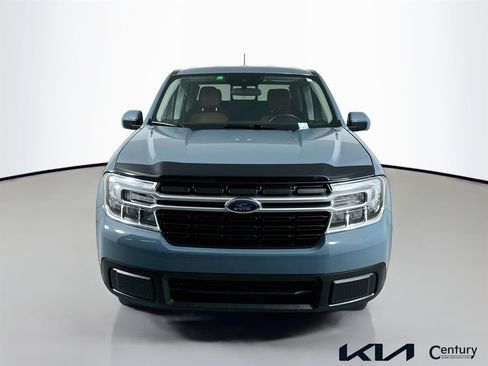 Used 2022 Ford Maverick Lariat FWD image 2