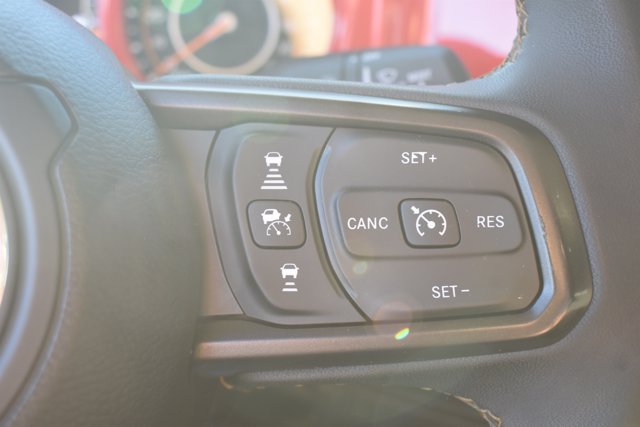 Used 2024 Jeep Gladiator Sport AWD/4WD image 20