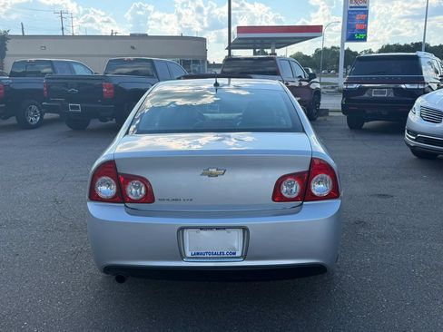 Used 2011 Chevrolet Malibu LTZ FWD image 4