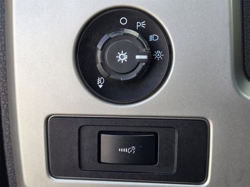 Used 2014 Ford F150 FX4 w/ Equipment Group 402A Luxury image 18