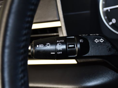 Used 2024 Mitsubishi Outlander SE AWD/4WD image 22