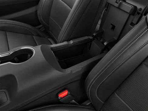 Used 2025 Ford Mustang Coupe RWD image 15