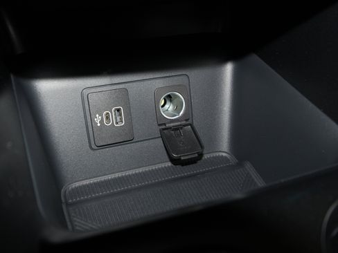 New 2026 Ford Explorer ST-Line w/ ST-Line Street Pack image 16