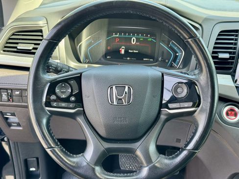 Used 2019 Honda Odyssey EX-L image 16
