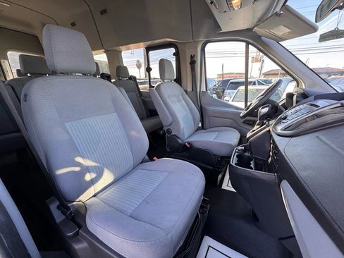 Used 2018 Ford Transit 350 XLT image 11