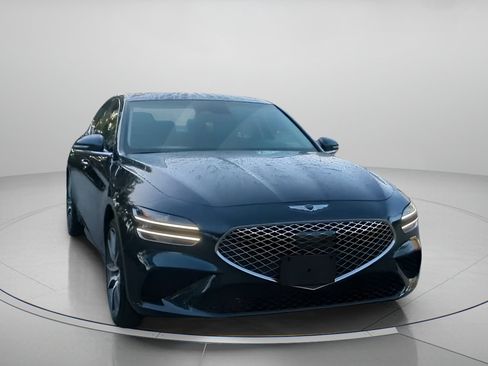 Used 2025 Genesis G70 2.5T AWD/4WD image 5