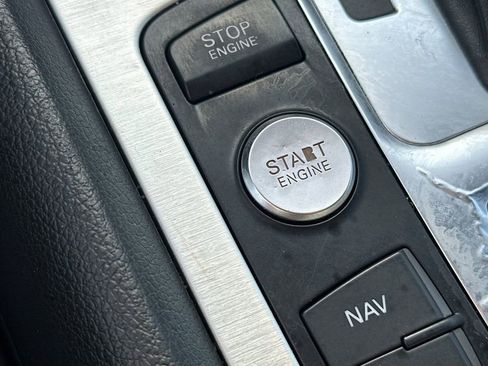 Used 2015 Audi Q7 3.0T S line Prestige w/ Sport Style Plus Package AWD/4WD image 24