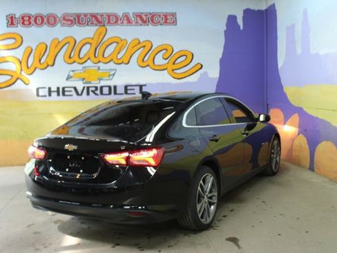 Used 2022 Chevrolet Malibu LT FWD image 8