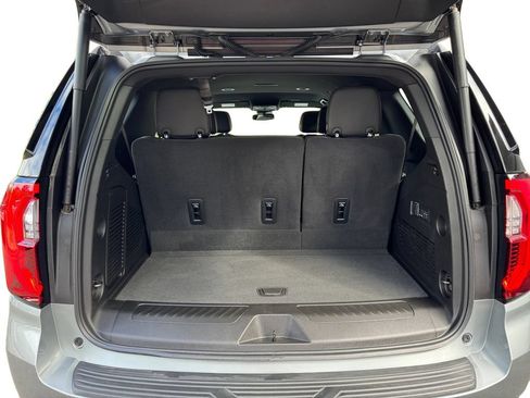 Used 2025 GMC Yukon Elevation w/ LPO, Floor Liner Package AWD/4WD image 18
