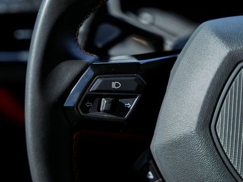 Used 2020 Lamborghini Huracan EVO image 45