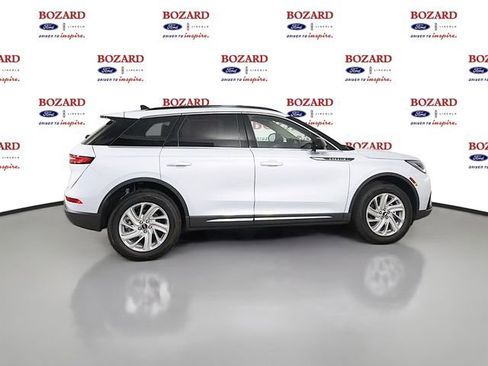 New 2026 Lincoln Corsair Premiere FWD image 8