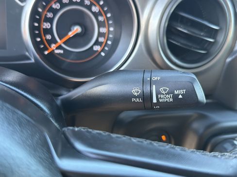 Used 2022 Jeep Wrangler Unlimited Sport image 12