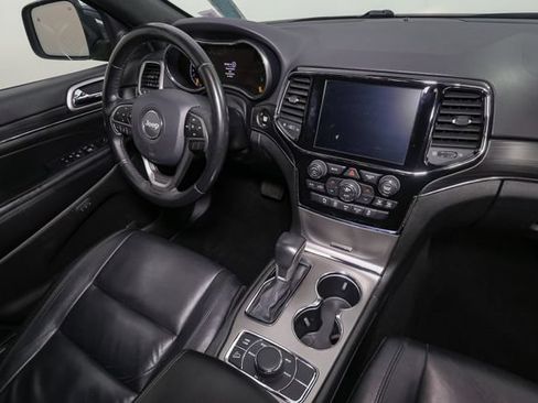 Used 2019 Jeep Grand Cherokee Limited AWD/4WD image 19