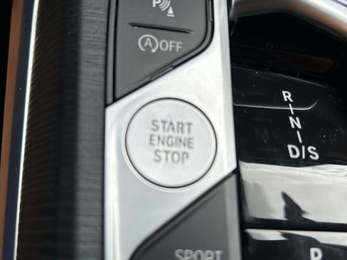 Used 2025 BMW 330i xDrive Sedan w/ Convenience Package AWD/4WD image 48