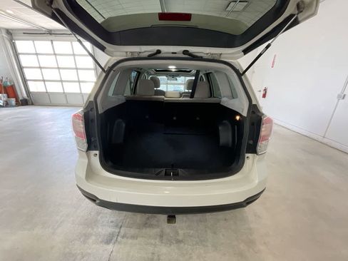 Used 2017 Subaru Forester 2.5i Premium image 23