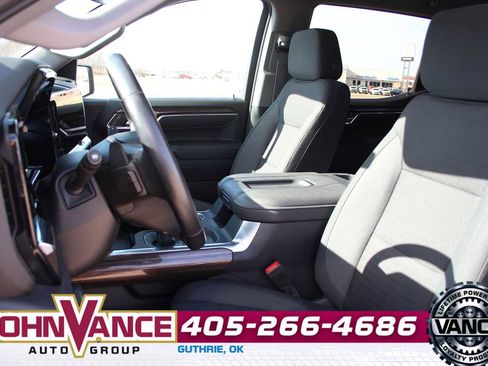 Used 2022 Chevrolet Silverado 1500 LT Trail Boss image 25