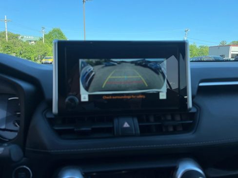 Used 2025 Toyota RAV4 XLE w/ Convenience Package FWD image 23