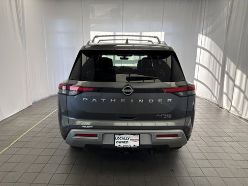 Used 2024 Nissan Pathfinder Platinum w/ Cargo Package image 5